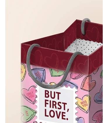 گیفت بگ فولدی سایز 12 طرح FIRST LOVE کد: 2013